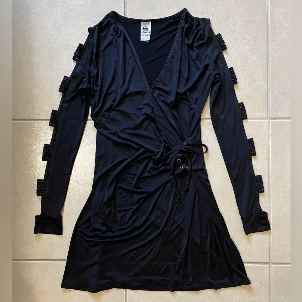 S-Twelve Women's Medium Black Wrap Shoulder-Cutout Long-Sleeve Rhinestone Dress